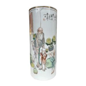 Chine - Vase Rouleau En Porcelaine Ornée En émaux Polychromes, XIXe Siècle - Haut. : 28 Cm