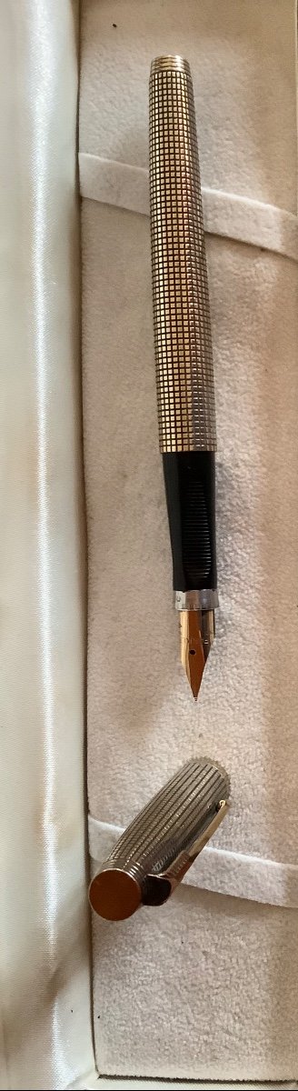 Silver Parker Pen-photo-2
