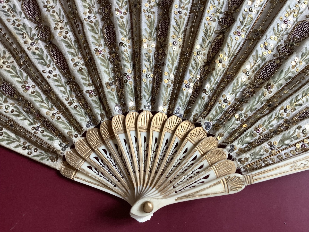 18th Century Wedding Fan-photo-2