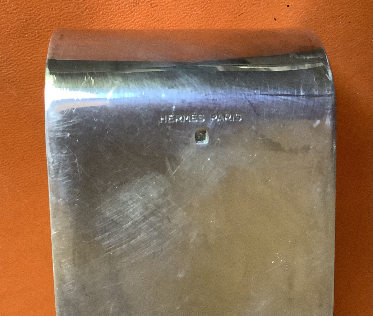 Un porte papier Hermès à tête de cheval équestre -photo-2