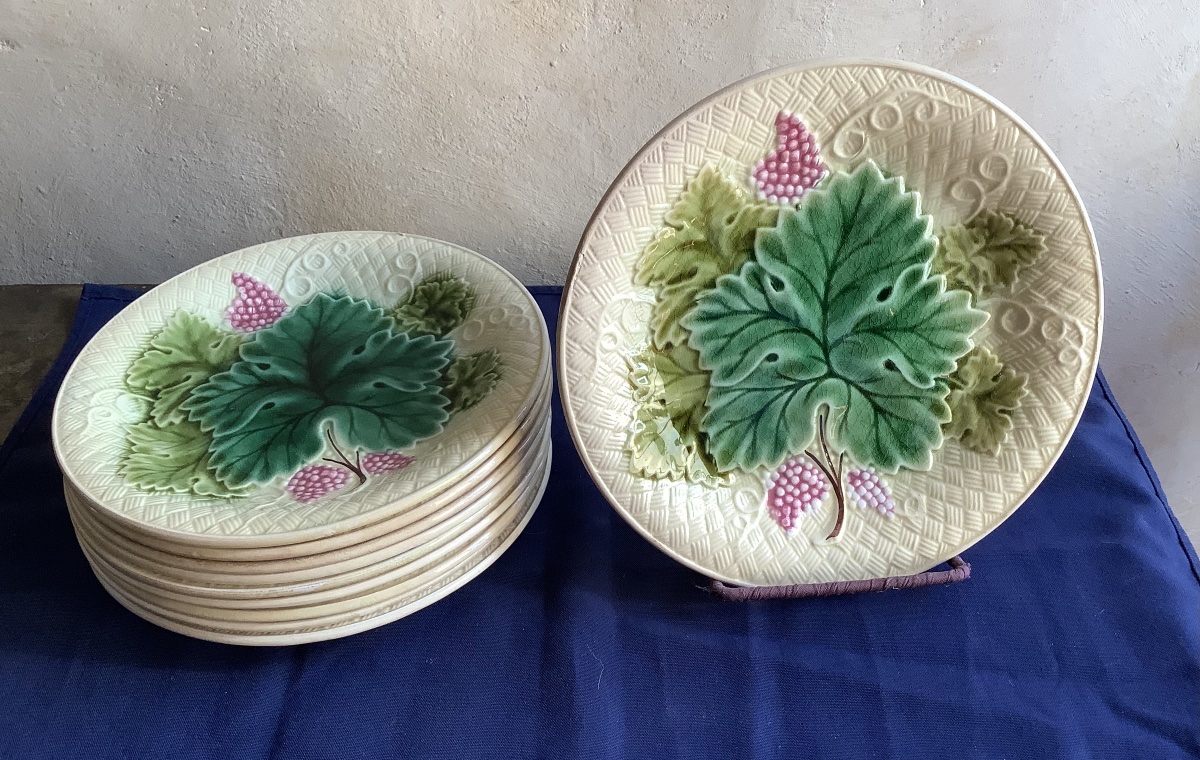 Ten "grape" Slip Plates
