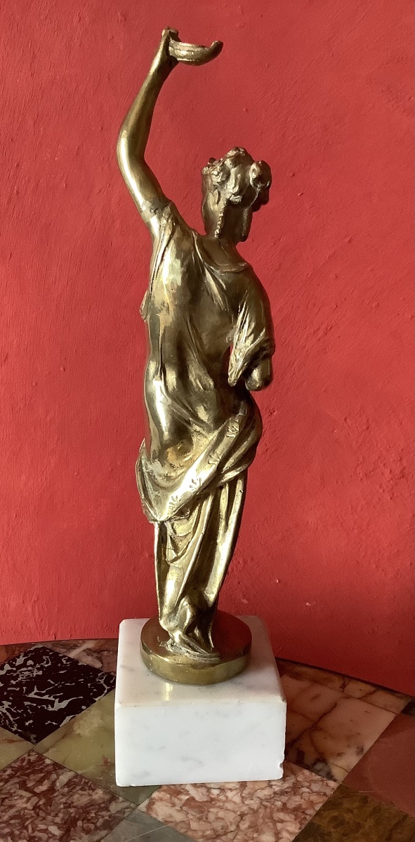 Bronze d’une femme drapée à l’antique-photo-2