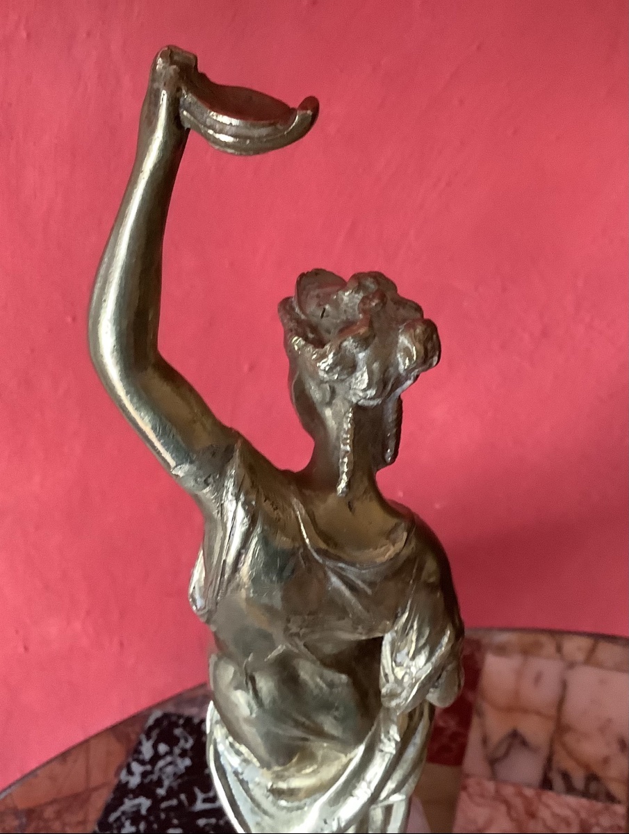 Bronze d’une femme drapée à l’antique-photo-4