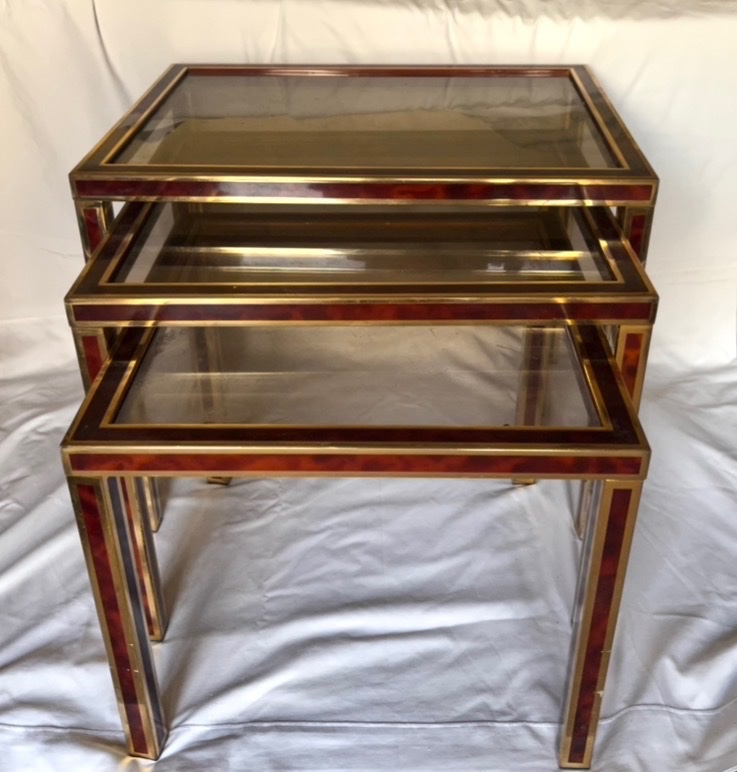 Nesting Tables, 1970