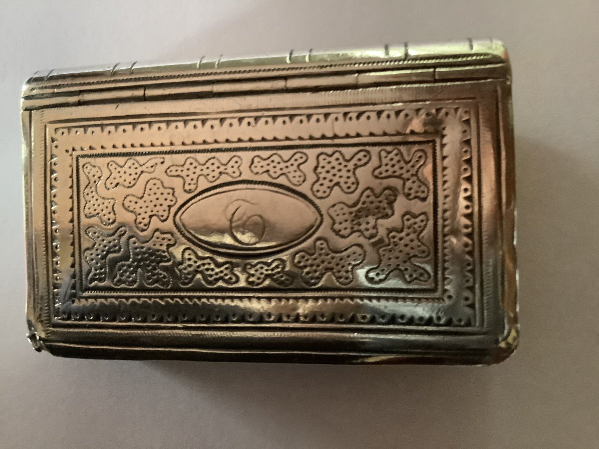 Silver Book Snuffbox-photo-2