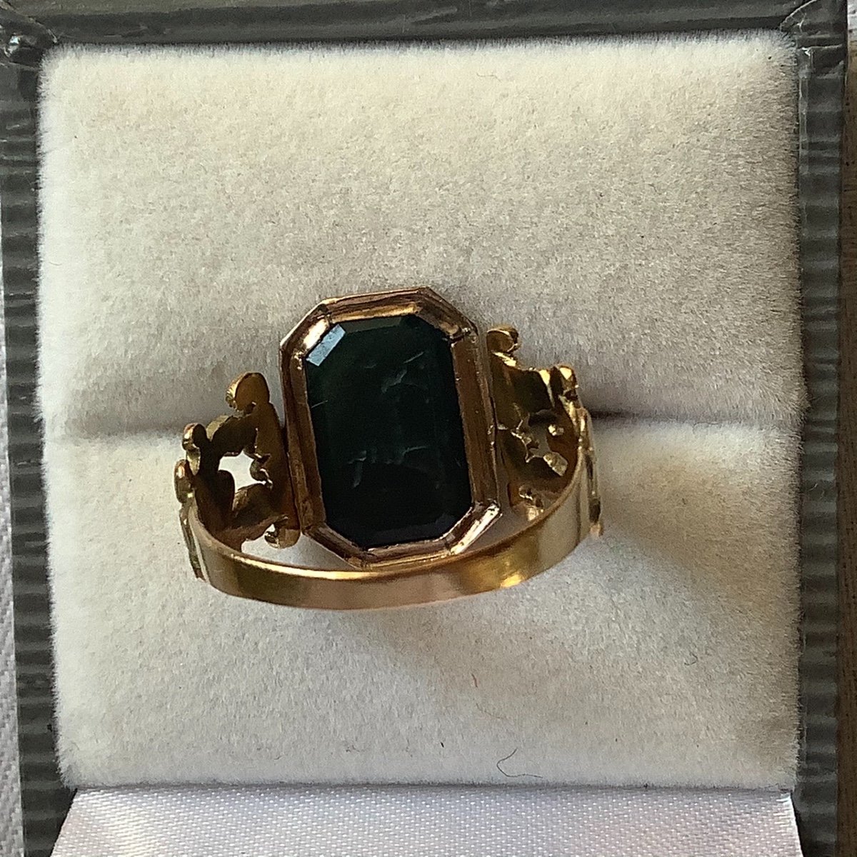 Ring XIX Gold And Rotating Seal With Intaglio On Blood Jasper-photo-2