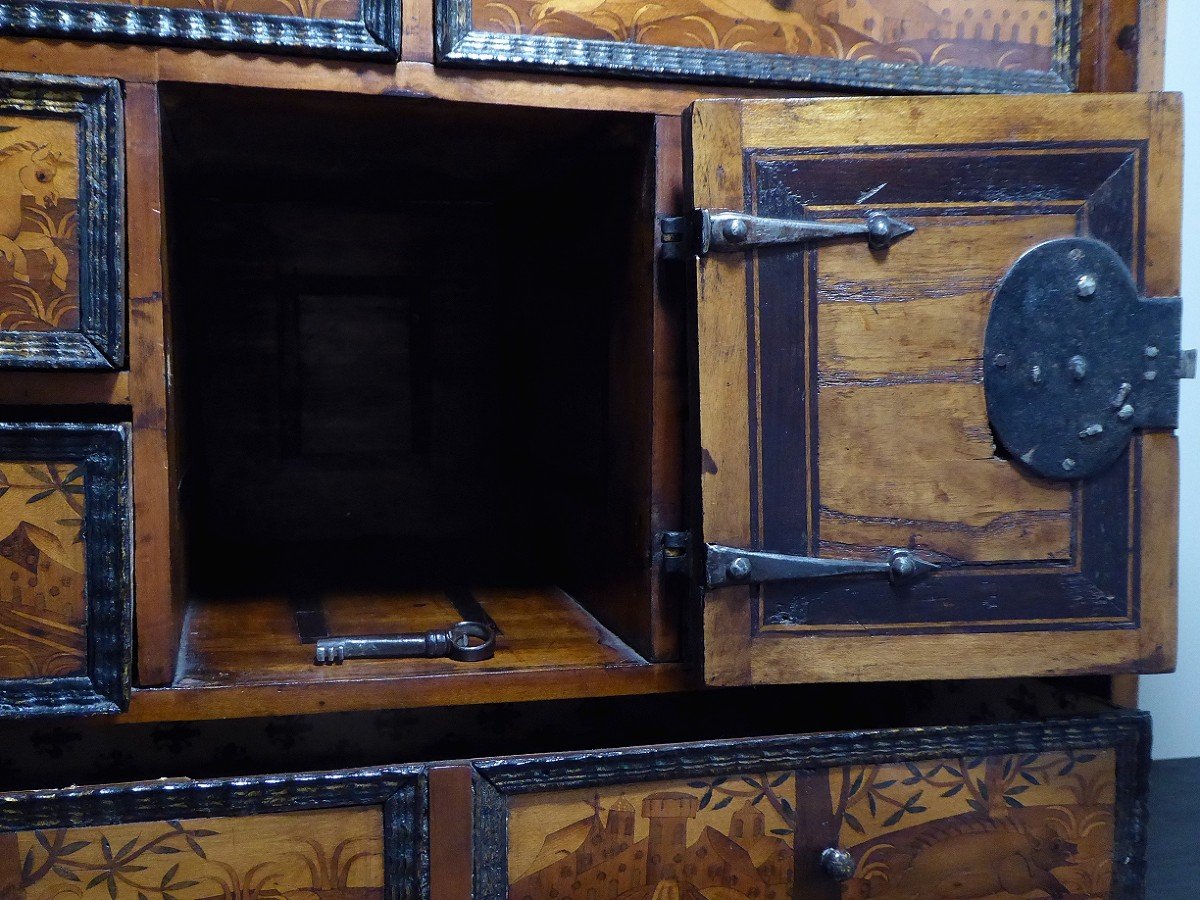 Marquetry Cabinet With Wild Animals - Augsburg Ca 1600-photo-2