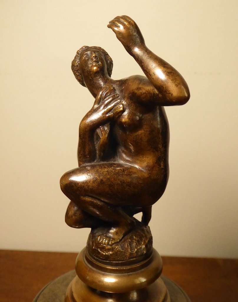 Venus Ou Nymphe Accroupie En Bronze d'Après Giambologna, Italie XVIIe Siècle-photo-2