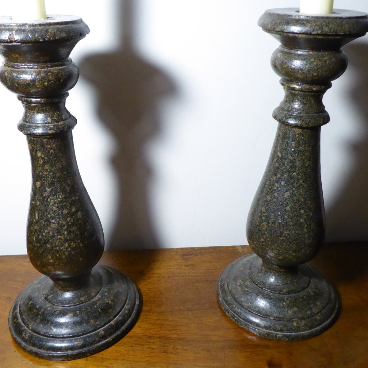 Pair Of Candlesticks In Turned Serpentine Marble - Italy, 18th Century-photo-3