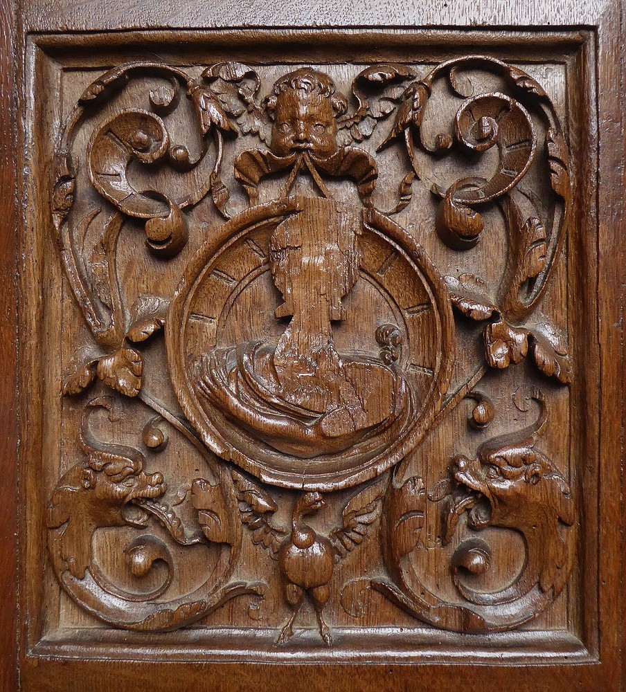 Renaissance Panel In Carved Oak From The 16th Century