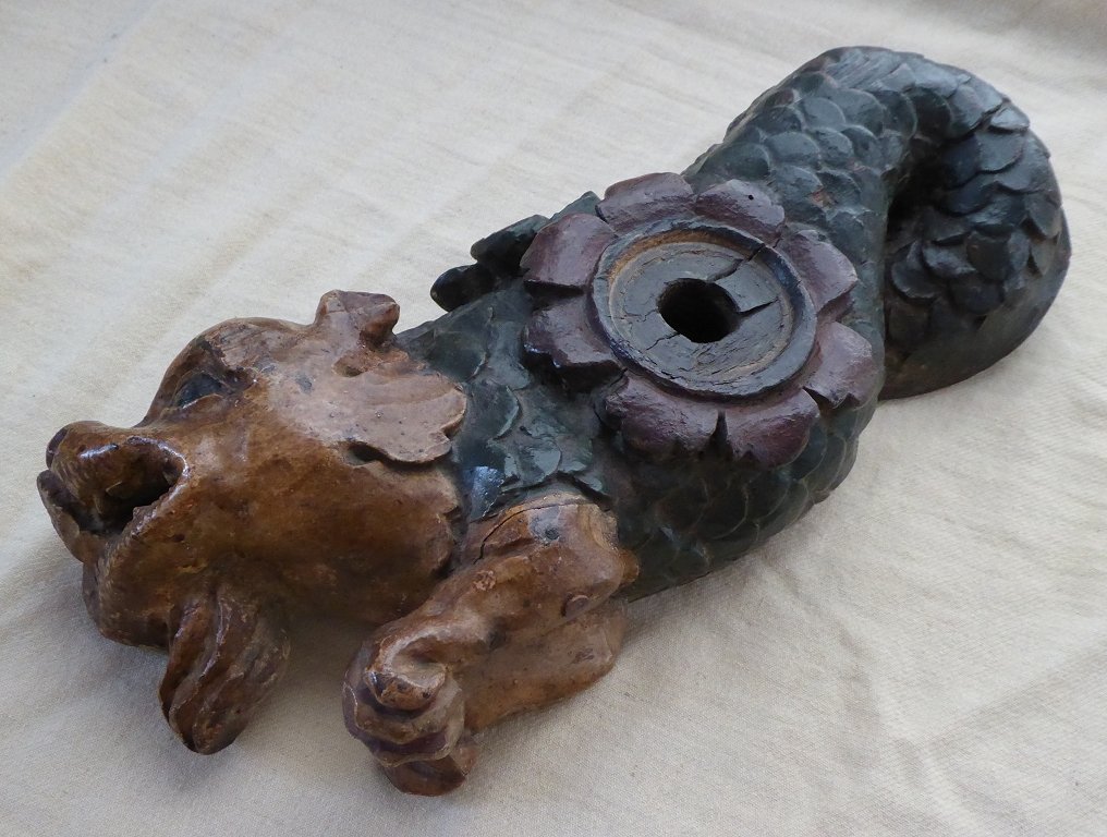 Polychrome Carved Walnut Barrel Lock - Alsace, 17th Or 18th Century - Barrel Bar-photo-3