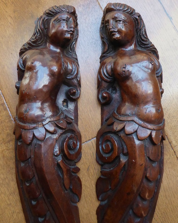 Paire de caryatides en noyer sculpté Italie XVIe siècle-photo-1