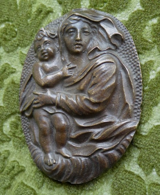Plaquette en bronze fin XVIIe - Vierge à l'Enfant-photo-1