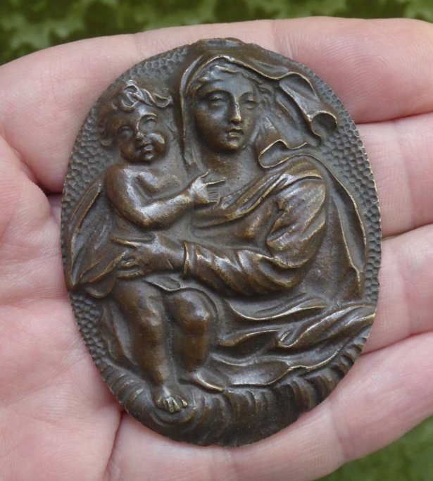 Plaquette en bronze fin XVIIe - Vierge à l'Enfant-photo-4
