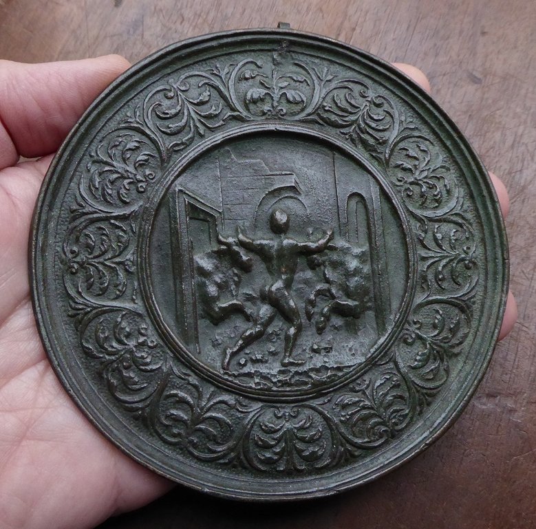Hercule et les taureaux de Géryon - plaquette en bronze d'après Moderno-photo-2