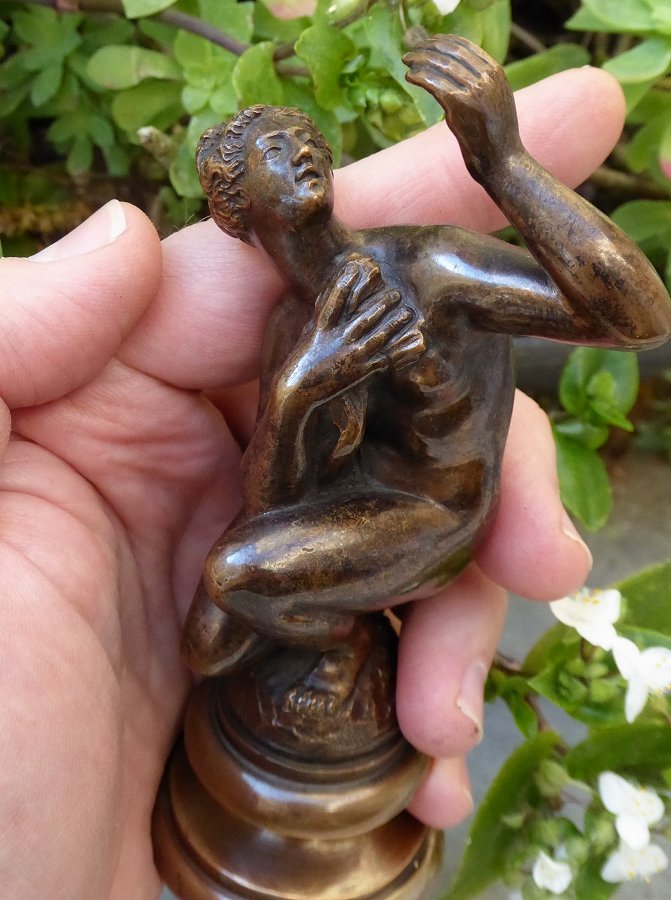 Venus Ou Nymphe Accroupie En Bronze d'Après Giambologna, Italie XVIIe Siècle-photo-4