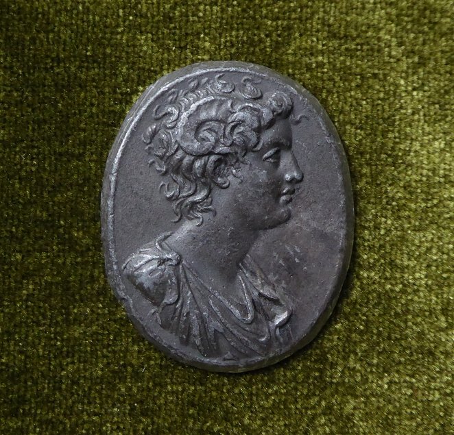 Alexandre le Grand en Jupiter Ammon - Plaquette en plomb du XVIe siècle