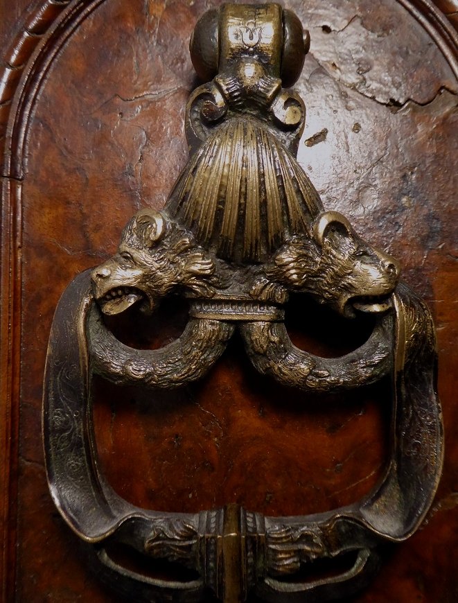 Heurtoir en bronze d'époque XVIIe siècle-photo-3