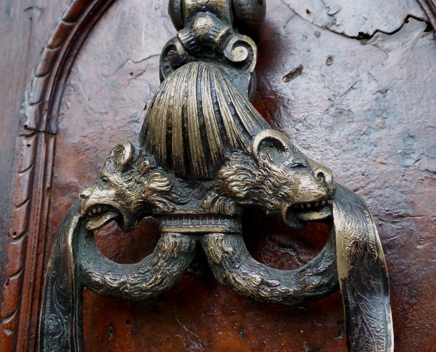 Heurtoir en bronze d'époque XVIIe siècle-photo-4