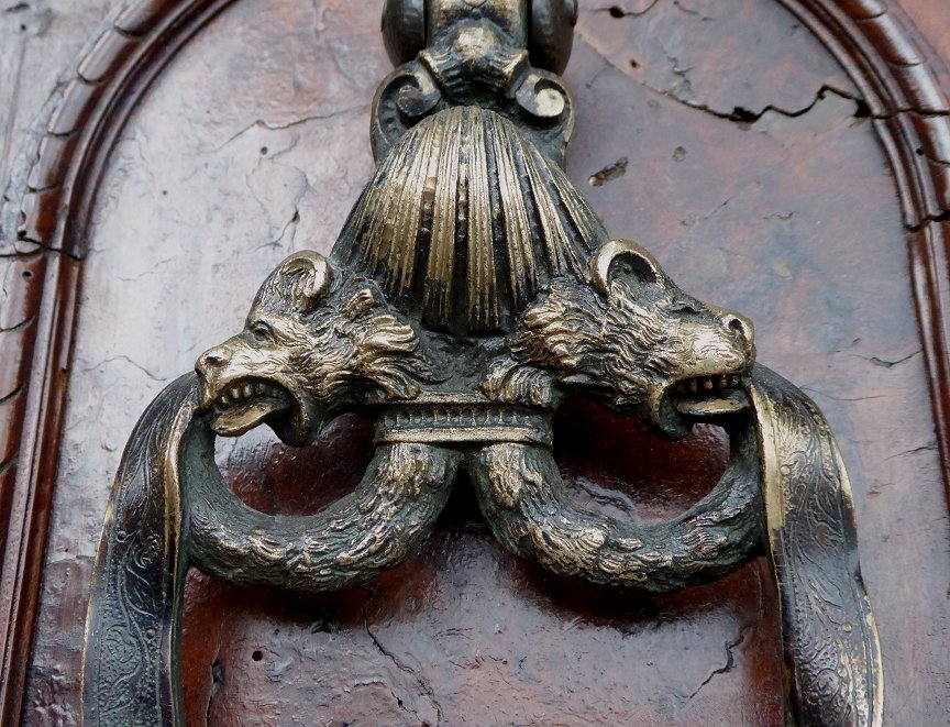 Heurtoir en bronze d'époque XVIIe siècle-photo-5