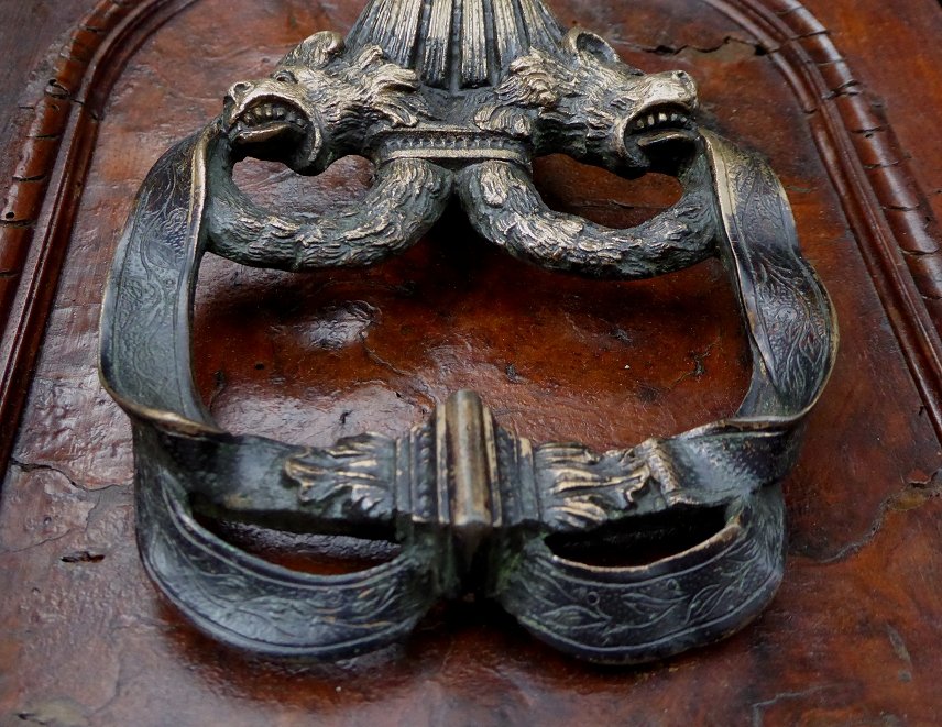 Heurtoir en bronze d'époque XVIIe siècle-photo-6