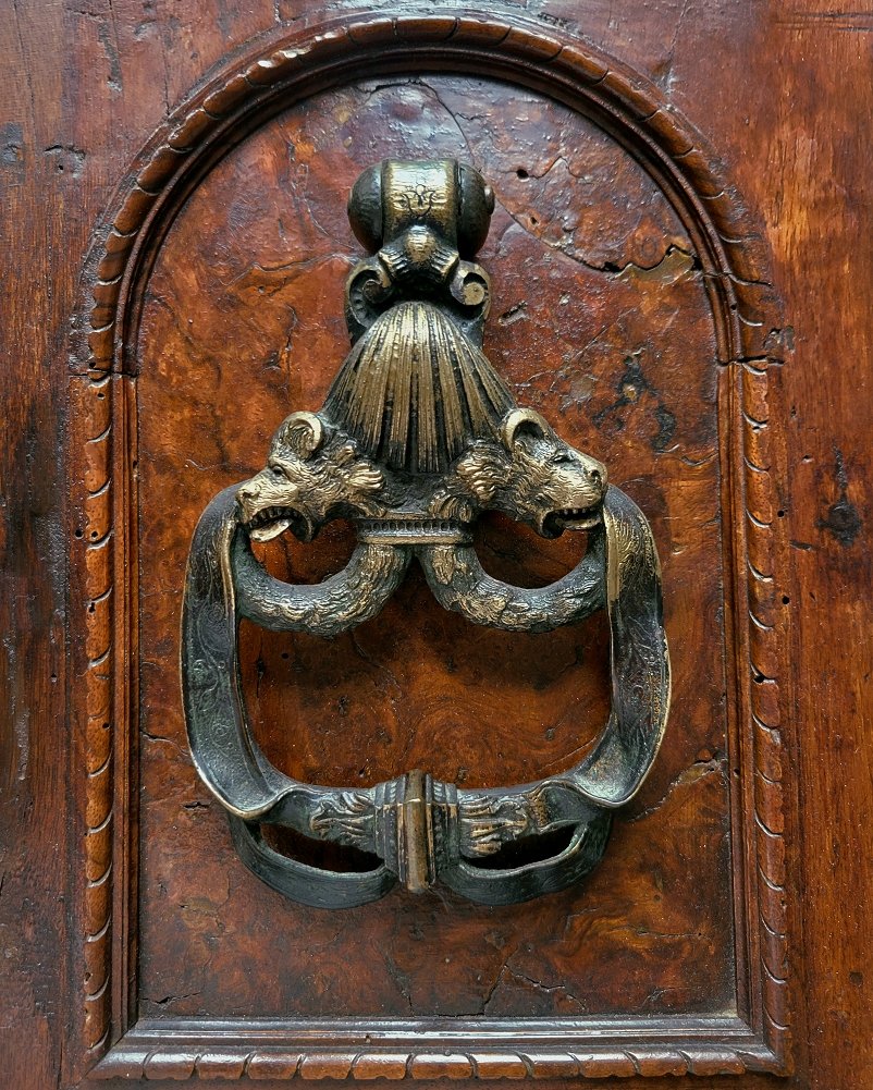 Heurtoir en bronze d'époque XVIIe siècle