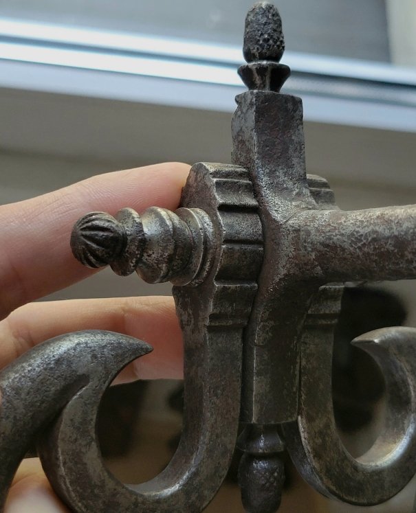 17th-century Chiseled Iron Door Knocker-photo-4