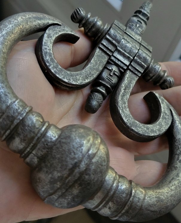 17th-century Chiseled Iron Door Knocker-photo-7