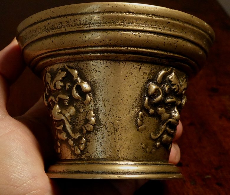 Small Bronze Mortar From The 17th Century-photo-2