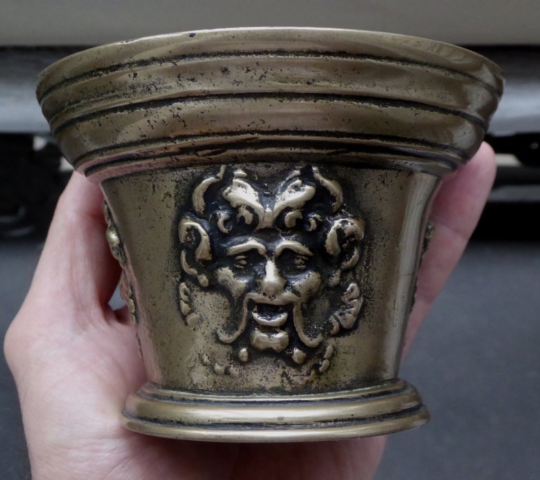Small Bronze Mortar From The 17th Century-photo-8
