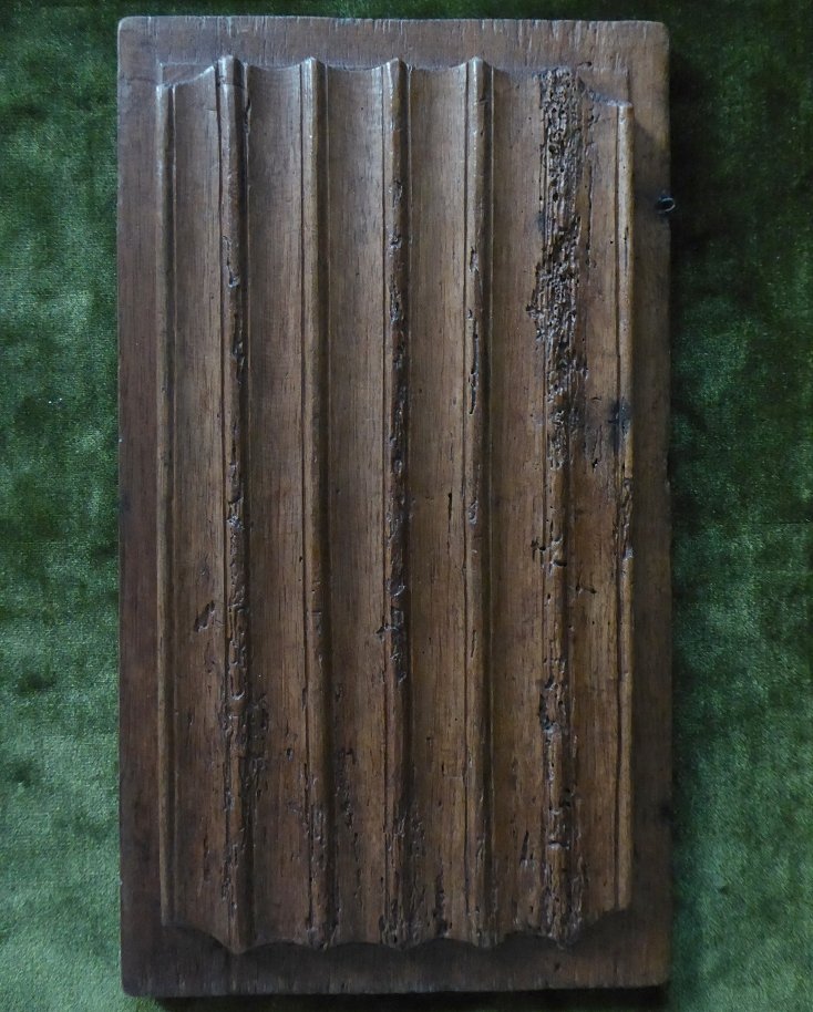Renaissance Panel With A Thistle Motif, Carved From Walnut; 16th Century-photo-2
