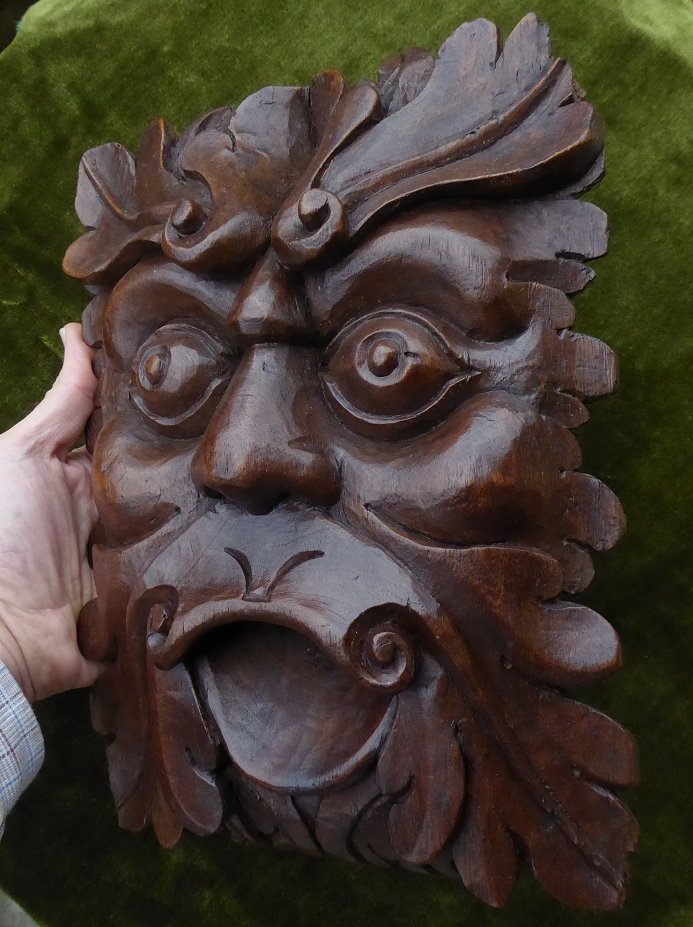 Mascaron feuillu en noyer sculpté - Italie XVIIe siècle-photo-5