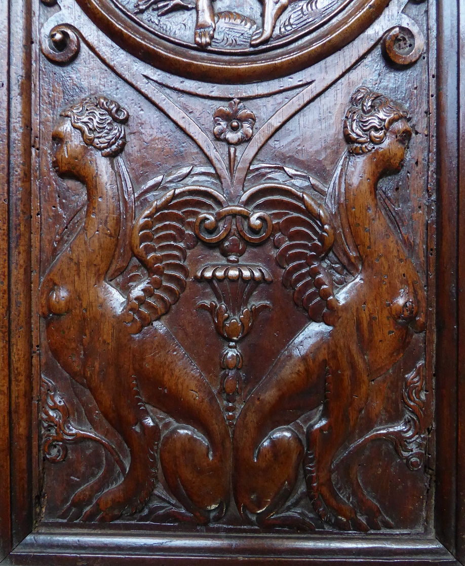Pair Of Walnut Carved Panels From The End Of The XVIth Century-photo-4