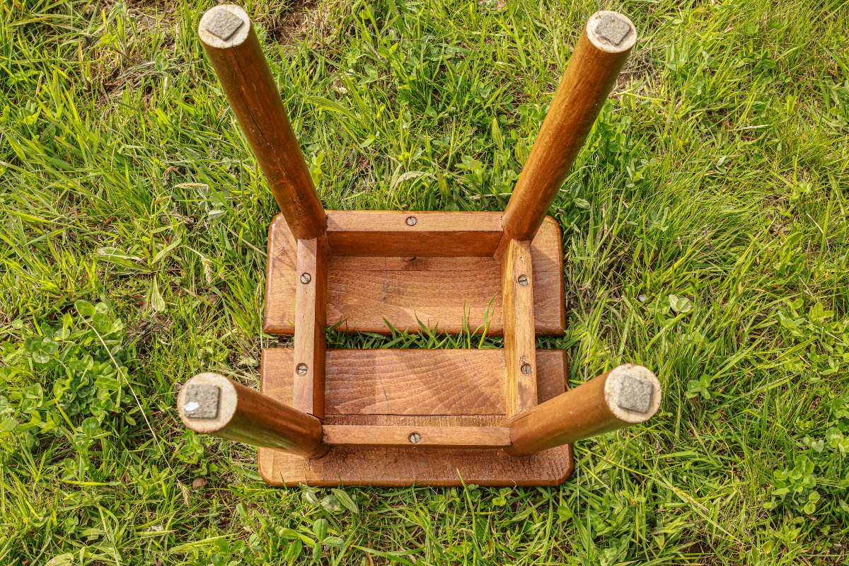 Ensemble table et tabouret "grain de café"  en hêtre massif design Pierre Gautier Delaye -photo-8