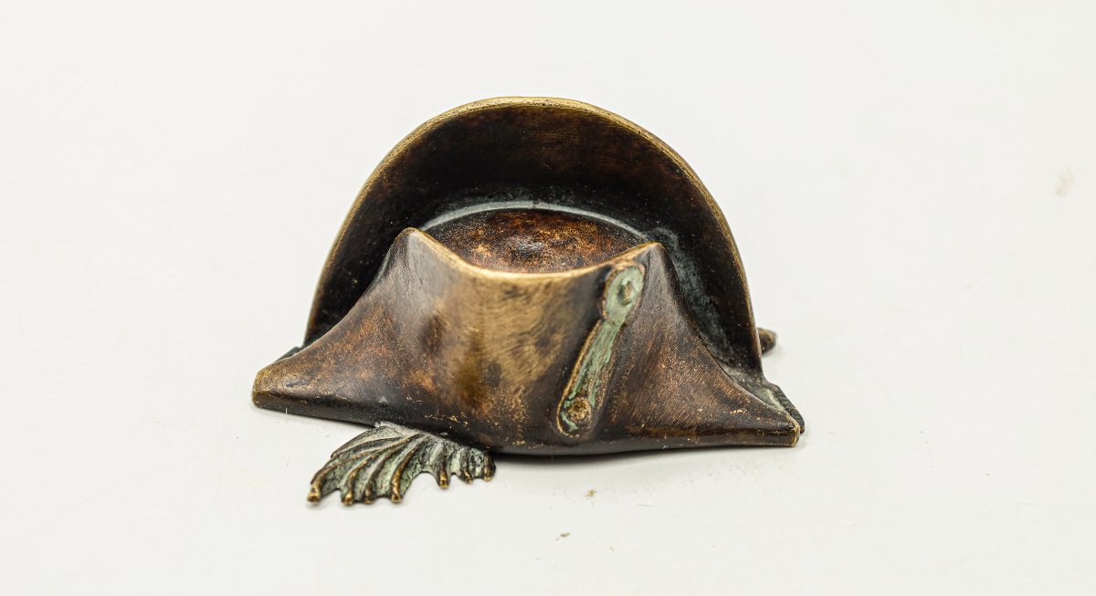 Presse papier en bronze Max Le Verrier Bicorne de Napoléon Bonaparte-photo-3