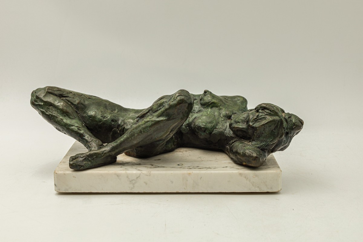 Nude Female Bronze Sculpture Signed Bc Zheng