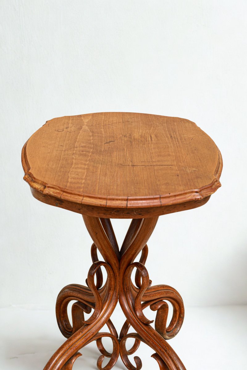 Michael Thonet Austria Bentwood Side Table Model Number 1 Vintage-photo-5