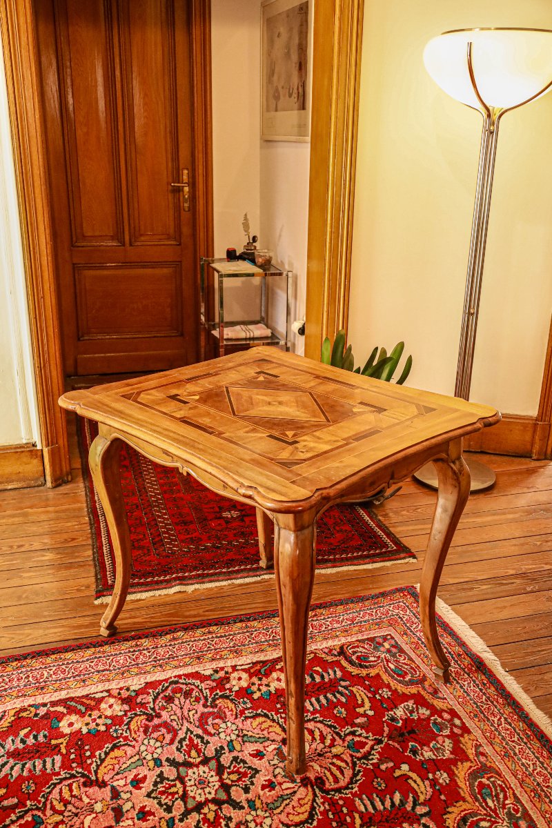 Late 18th Century Inlaid Walnut Middle Or Games Table Louis XV Alsace
