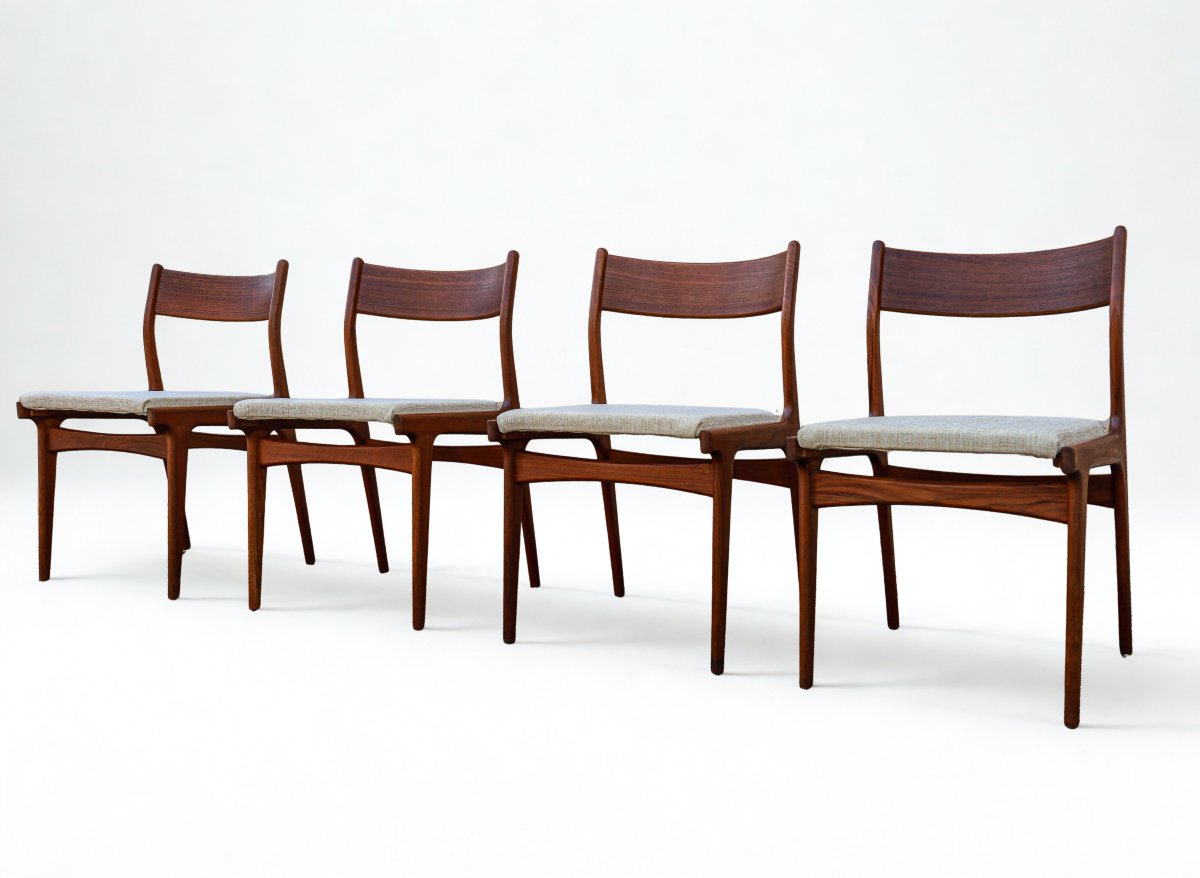 Série de 4 chaises en teck design scandinave Samcom B Johannes Andersen maison Bramin vintage-photo-2