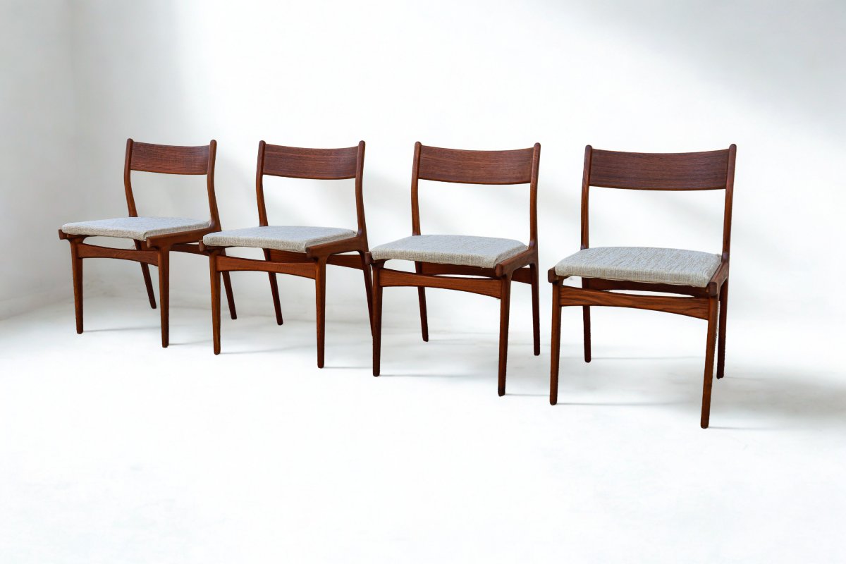 Série de 4 chaises en teck design scandinave Samcom B Johannes Andersen maison Bramin vintage-photo-4