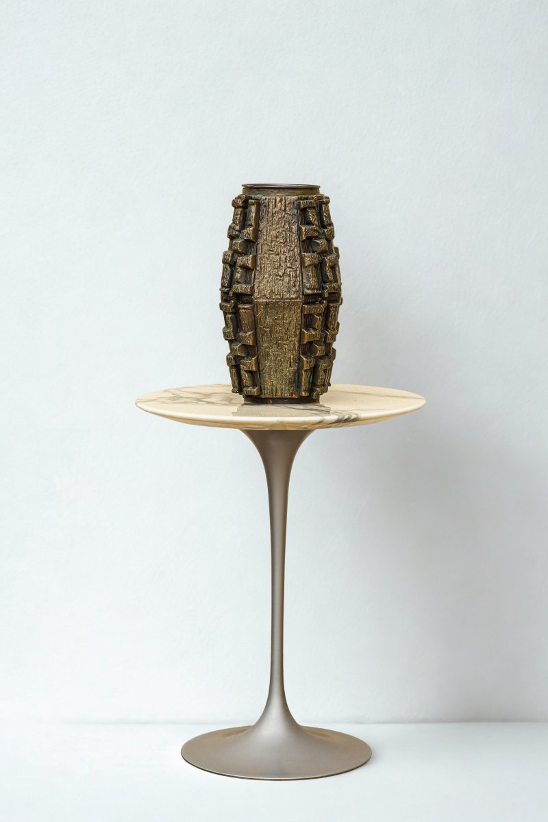 Vintage Knoll Side Table Designed By Eero Saarinen With A Tulip Base