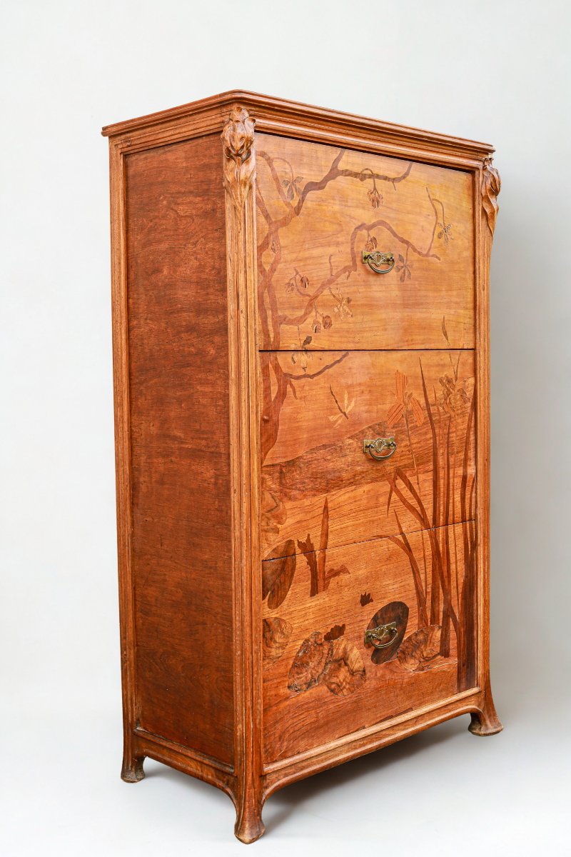 Rare Art Nouveau Walnut Chest Of Drawers With Iris, Chestnut, And Water Lily Motifs  -photo-4