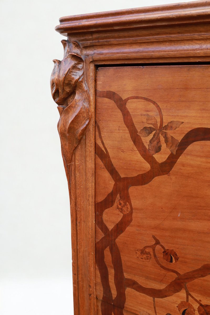 Rare Art Nouveau Walnut Chest Of Drawers With Iris, Chestnut, And Water Lily Motifs  -photo-6