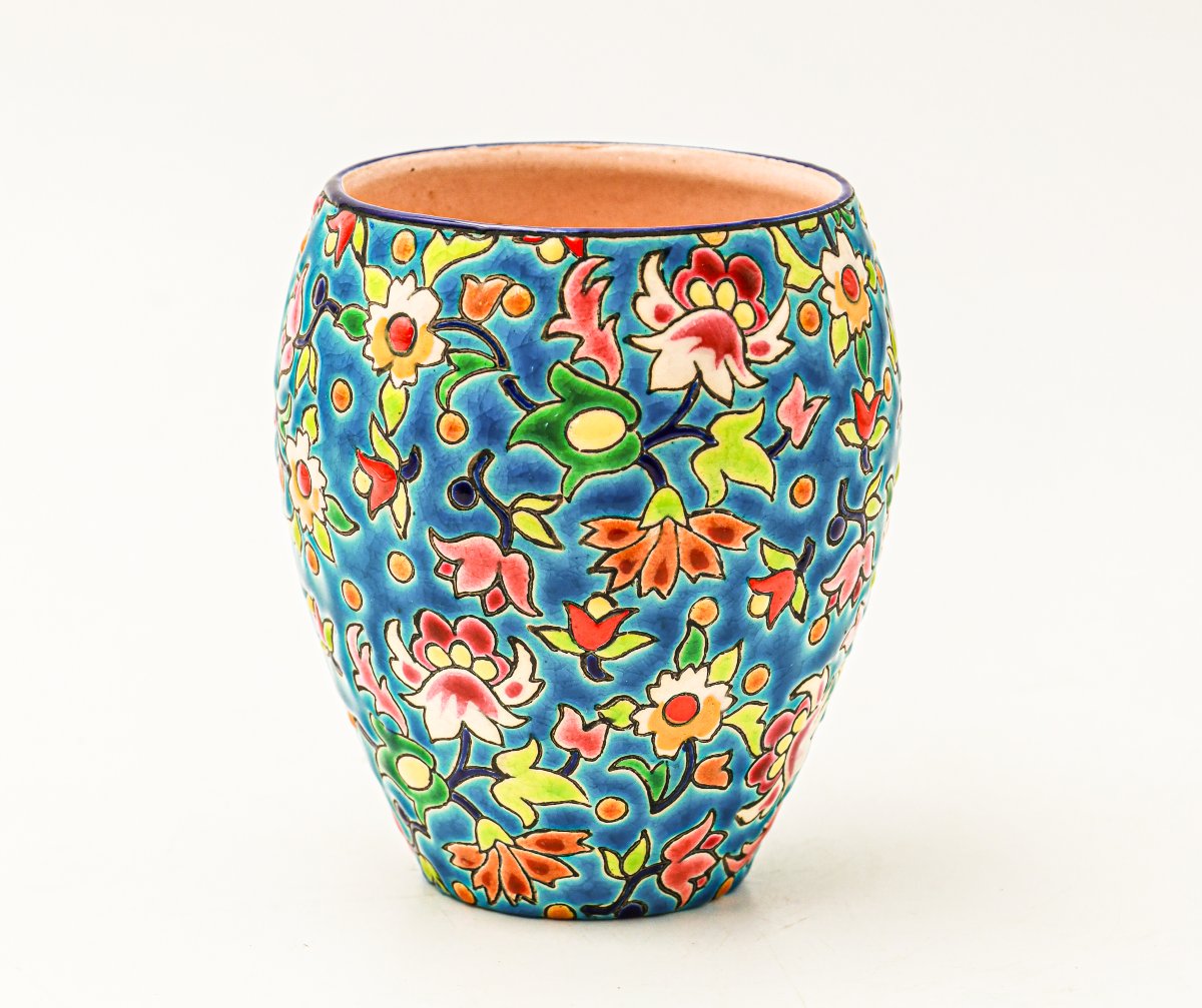 Vase en émaux de Longwy décor floral