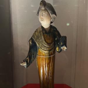 Statue Polychrome Femme - Route De La Soie - Chine