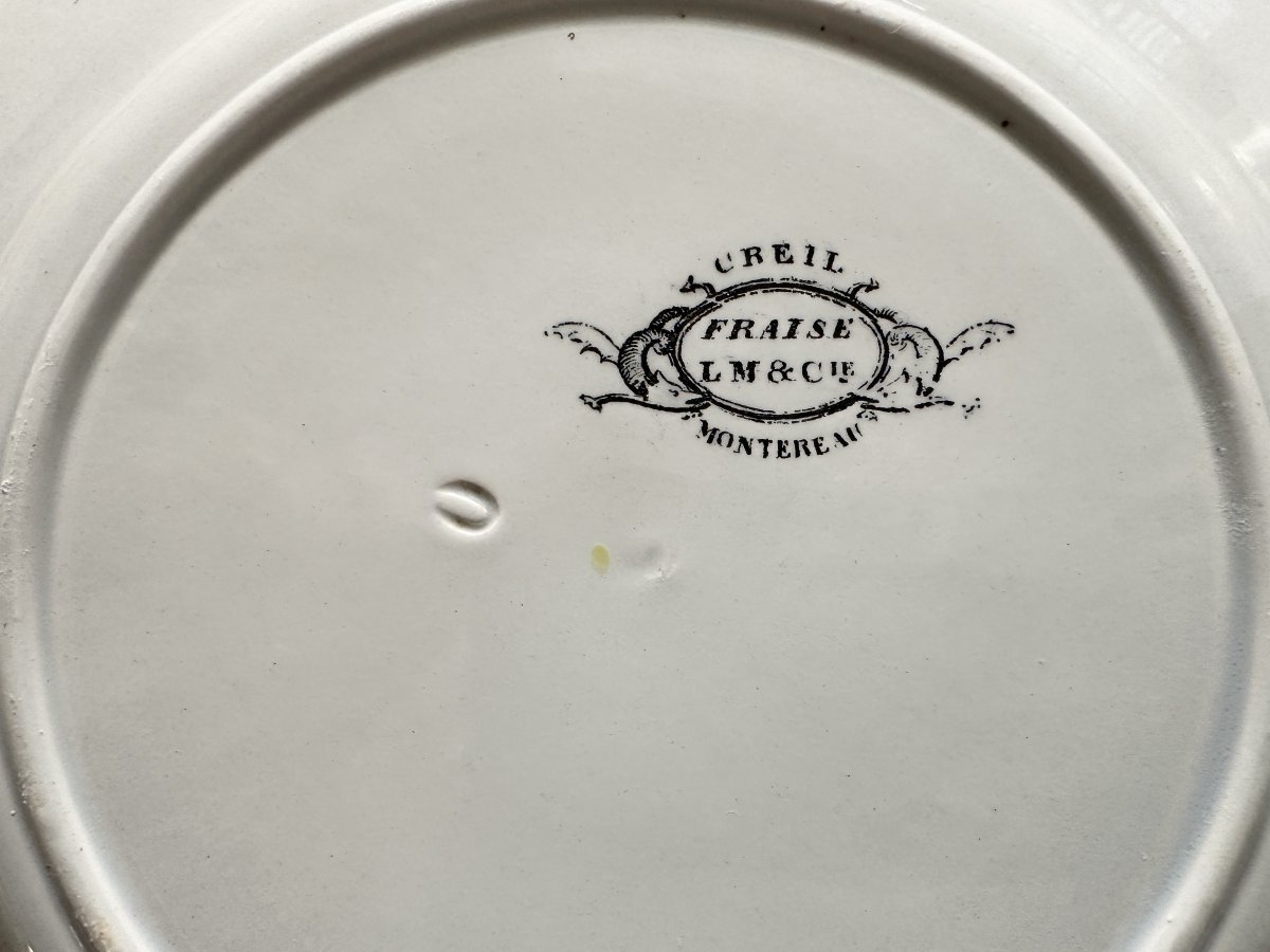 Two Fine Earthenware Plates From Creil And Montereau From The Strawberry Service Known As Georges Sand -photo-4