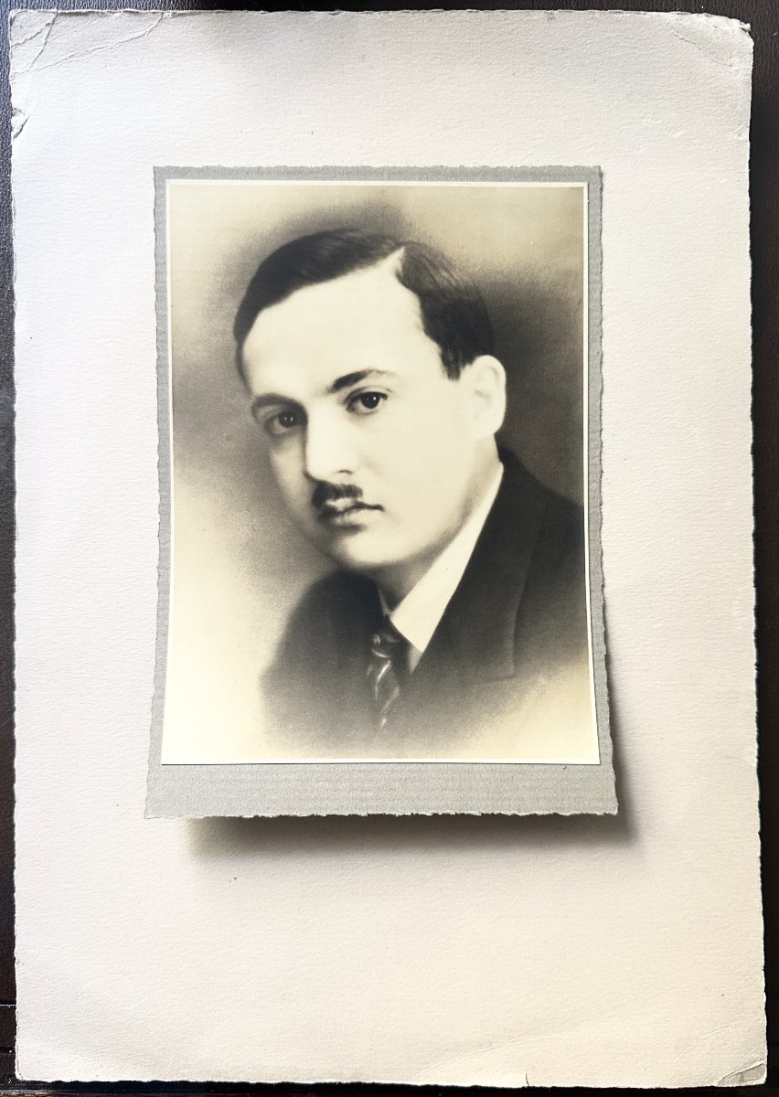 Photo Count Emmanuel De Lévis Mirepoix Prince Of Robech Owner Of The Chateau De Malesherbes-photo-2