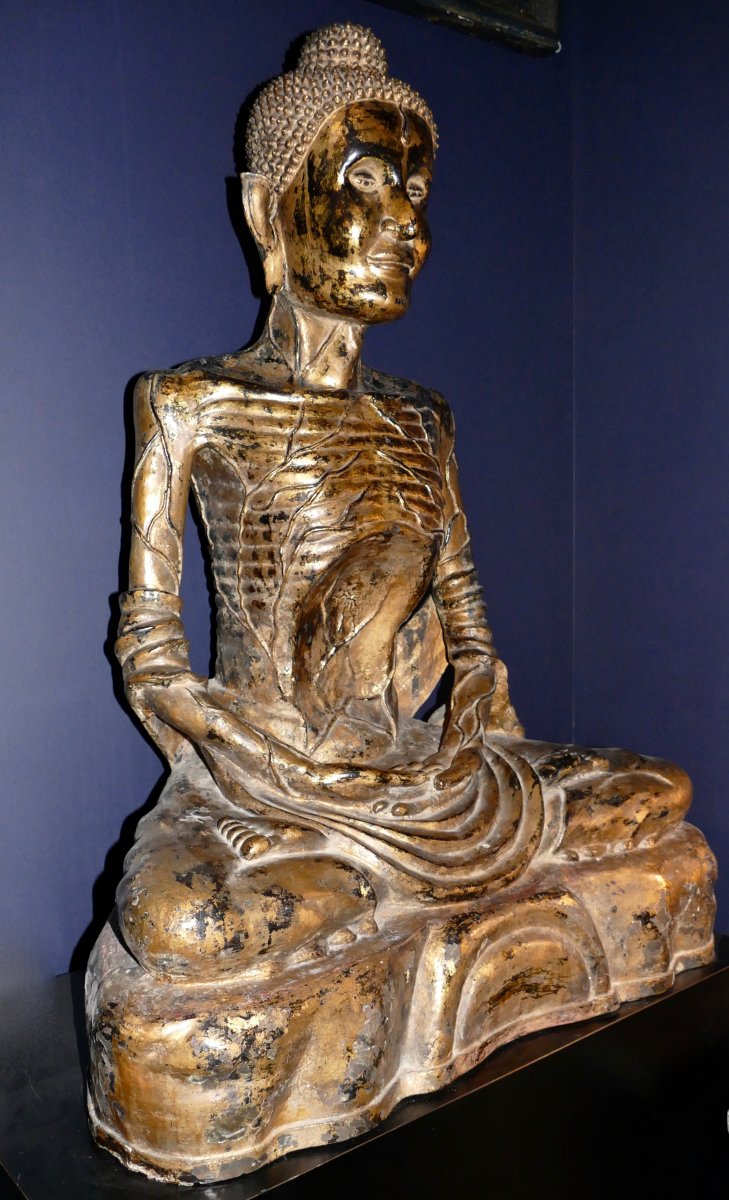 Very Large Sculpture Representative Buddha Ascetic Bronze Lacquered Black And Golden Thailand XIX-photo-3