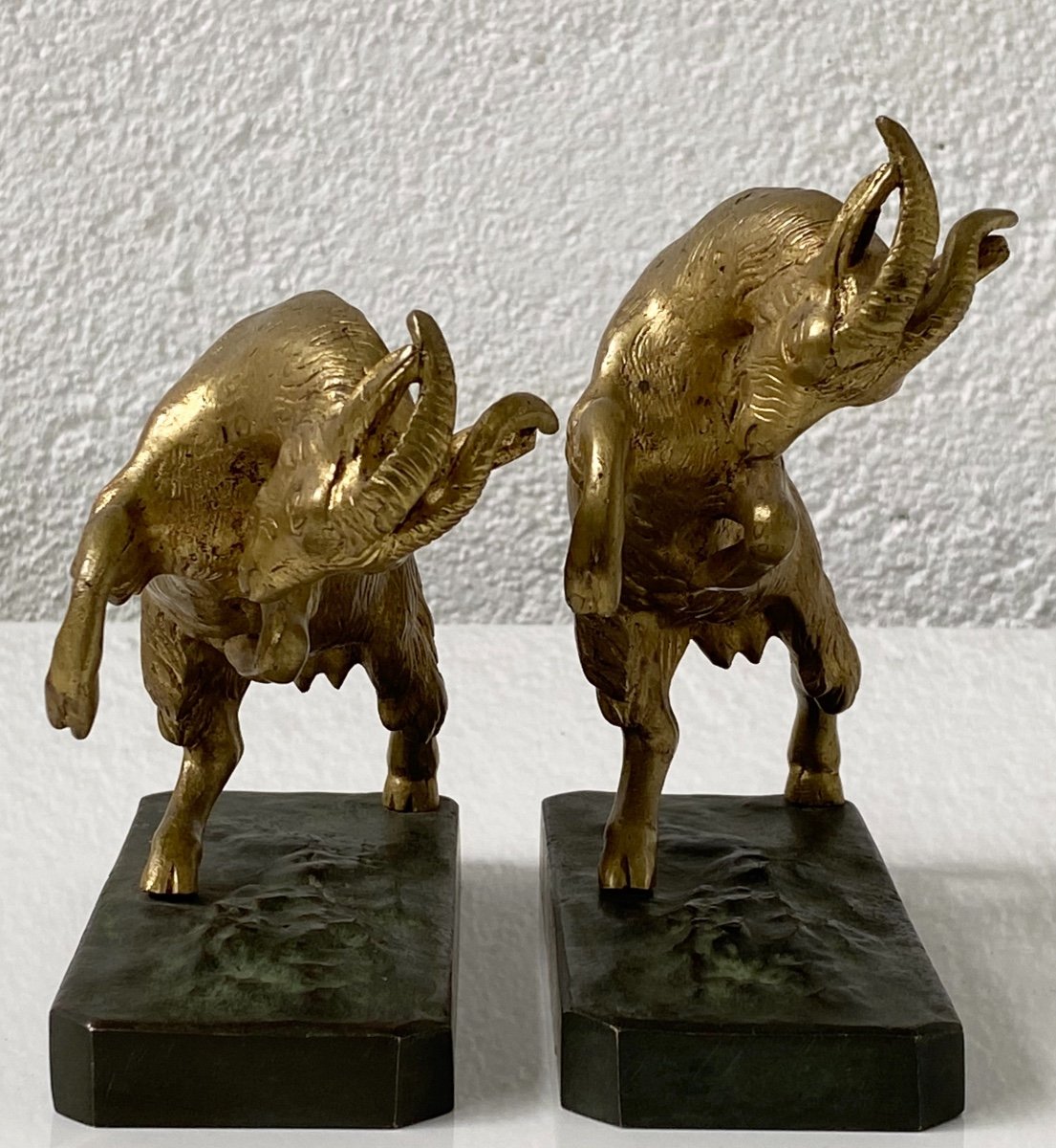 Pair Of 1930s Bookends With Ibex In Bronze With 2 Patinas-photo-2