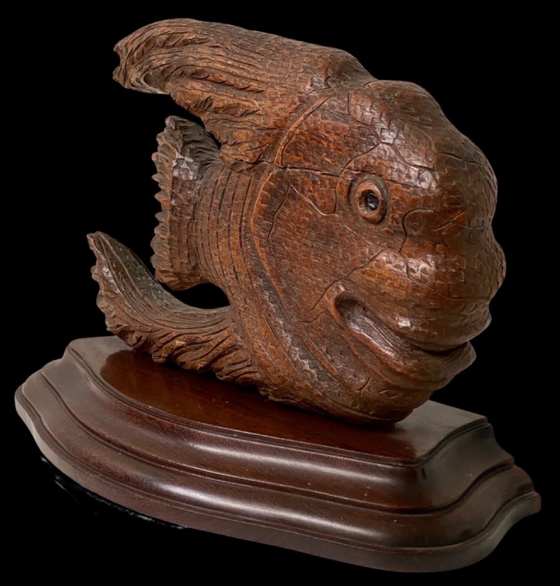 Très Grand Okimono Du Japon époque Meiji En Bois Sculpté Et Verre à Décor De Carpe Koï-photo-2